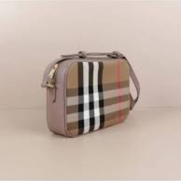 BNWT - BURBERRY SMALL PLAID CHECKERED TAN LEATHER CAMERA CROSSBODY BAG - Picture 1 of 5
